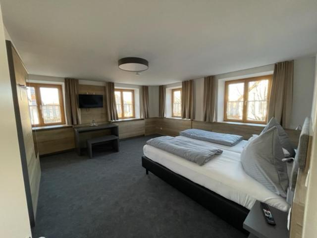 Gasthof Zum Roessle Lautrach Buitenkant foto